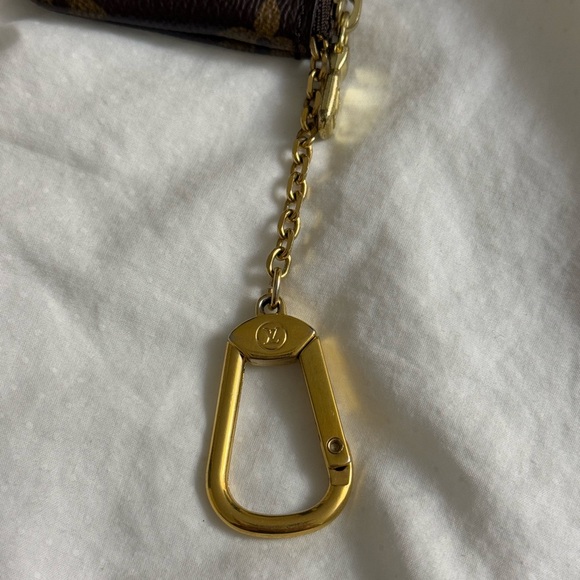 Louis Vuitton Brown Monogram Key Pouch - Picture 5 of 10